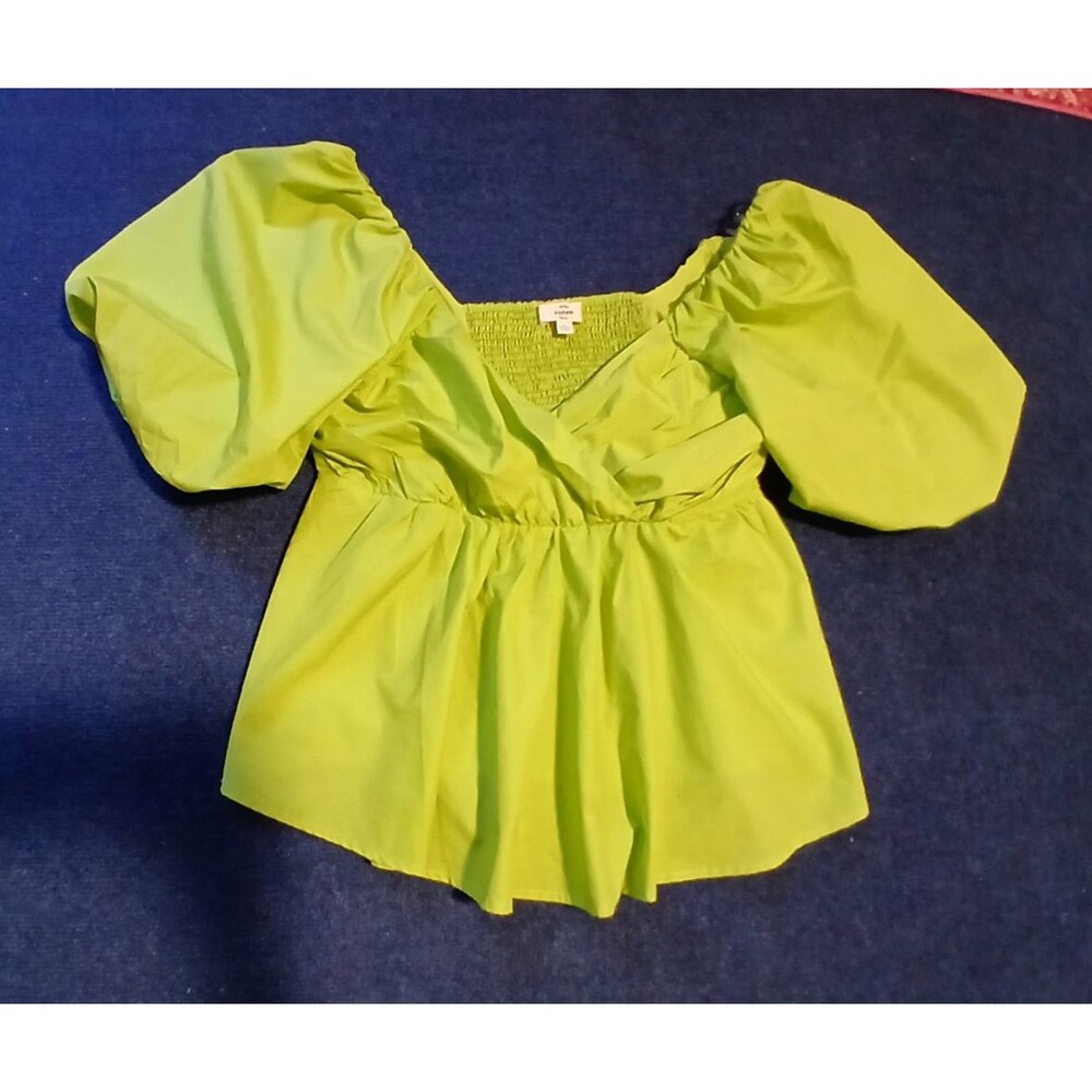 Entro Cactus  Green  Big Puff Sleeve  Wrap Top with Smock Back Large NWOT